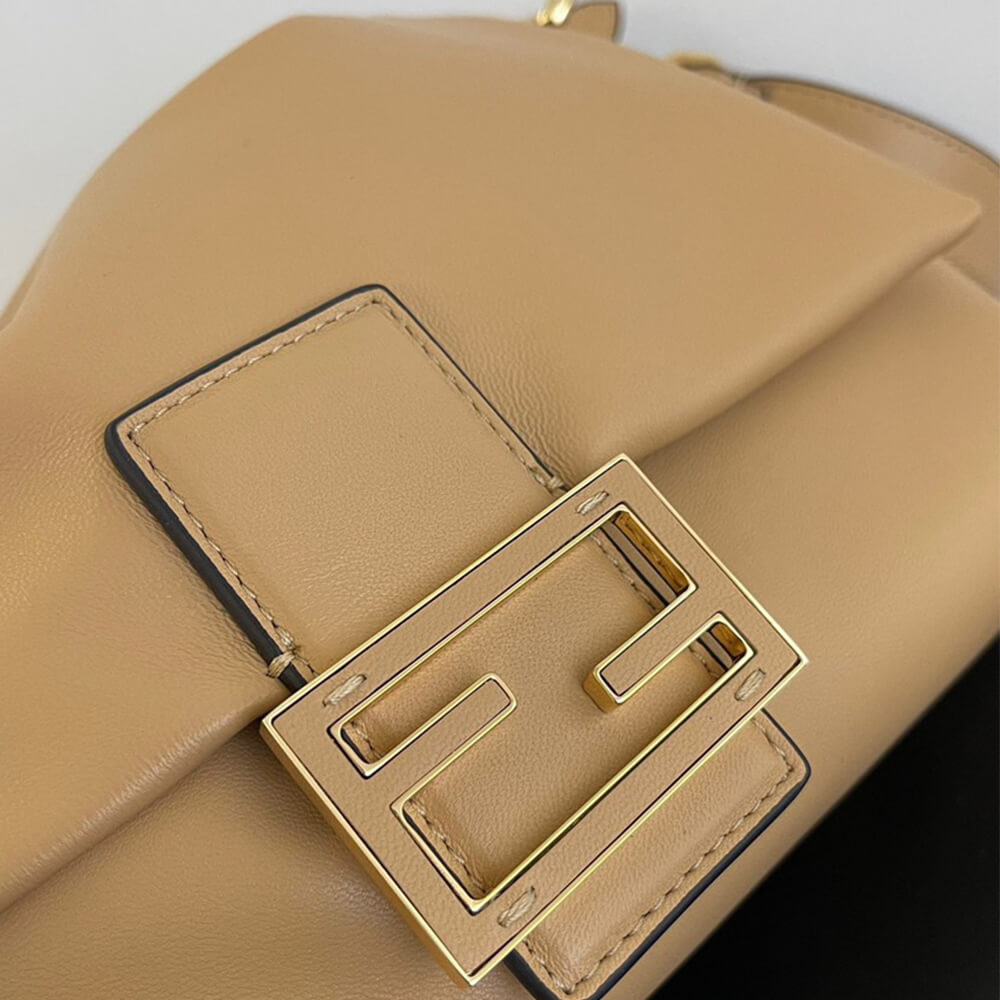 F**di Mamma Baguette Medium(high-end grade)