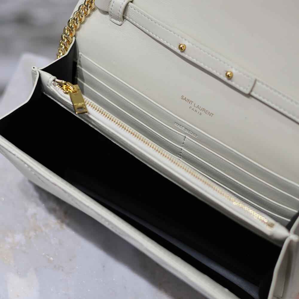 Y51 cassandre chain wallet in lambskin