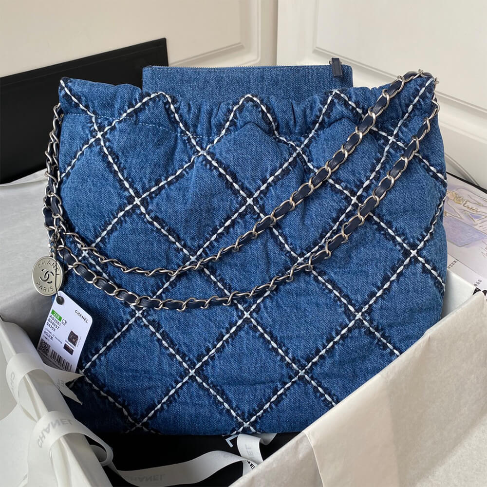 Ch**el 22 HANDBAG(high-end grade)