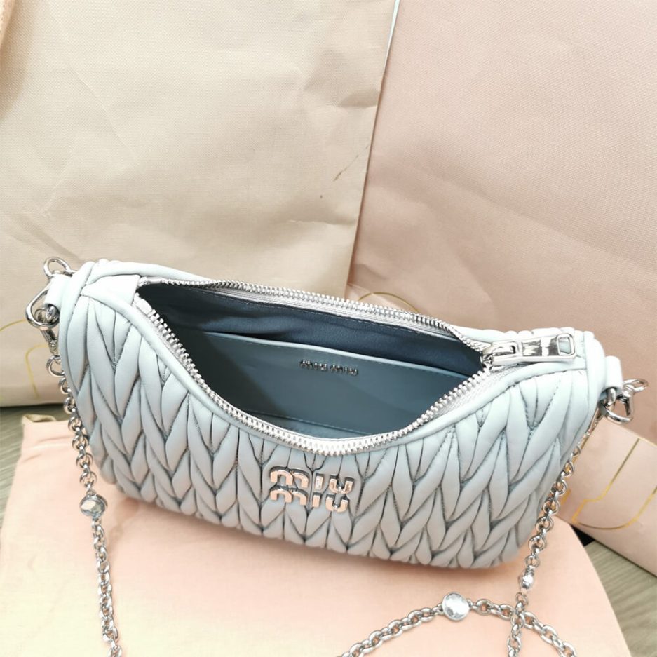 Matelasse nappa leather shoulder bag