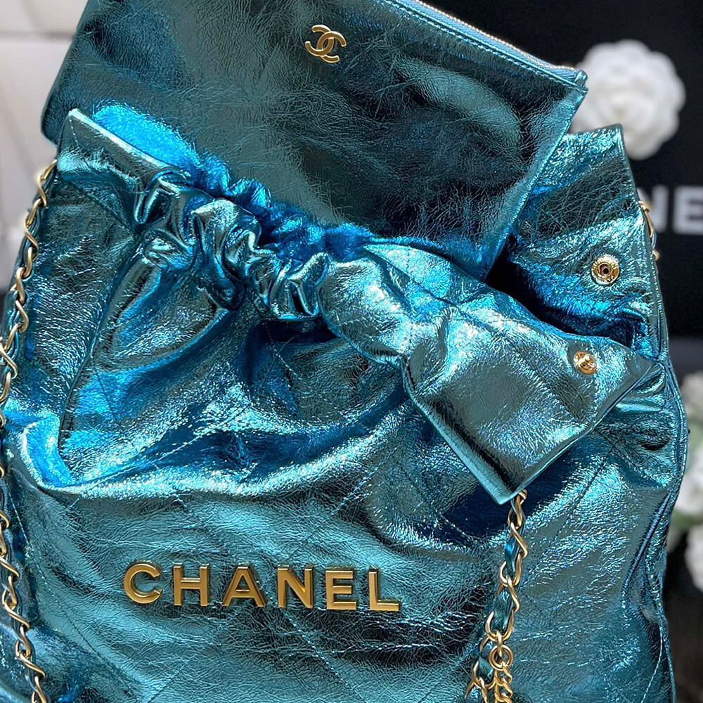 Ch**el 22 SMALL HANDBAG(high-end grade)