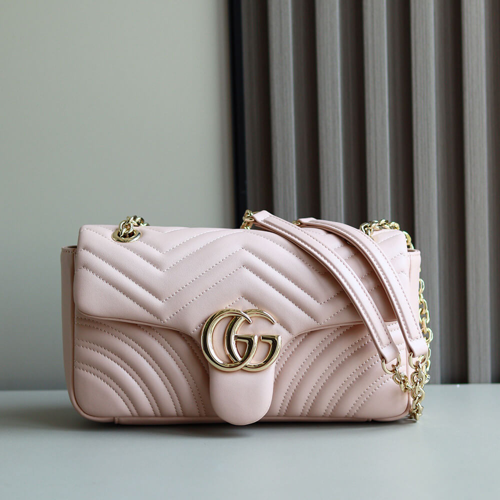 NEW GG Marmont medium shoulder bag