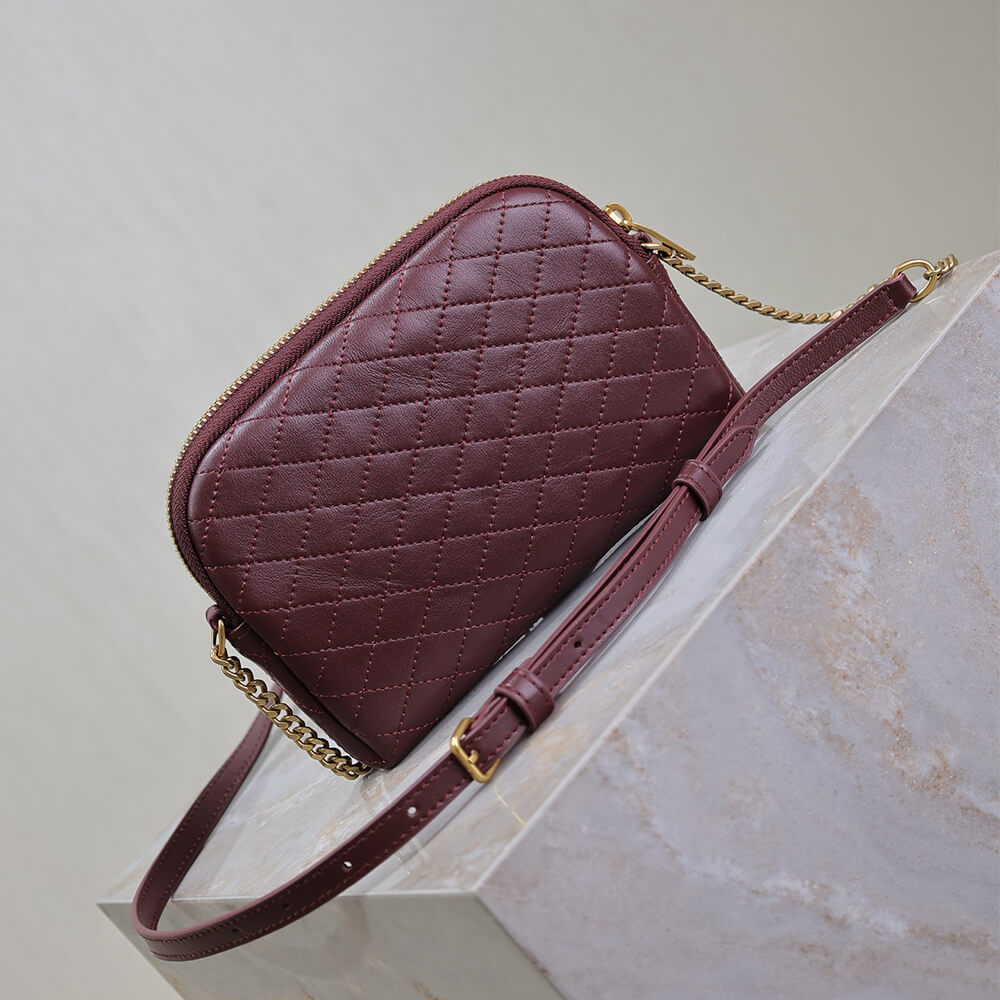 Y51 Gaby zipped pouch in quilted lambskin(HIGH-END)