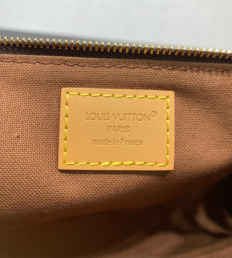 LV Pochette Eva