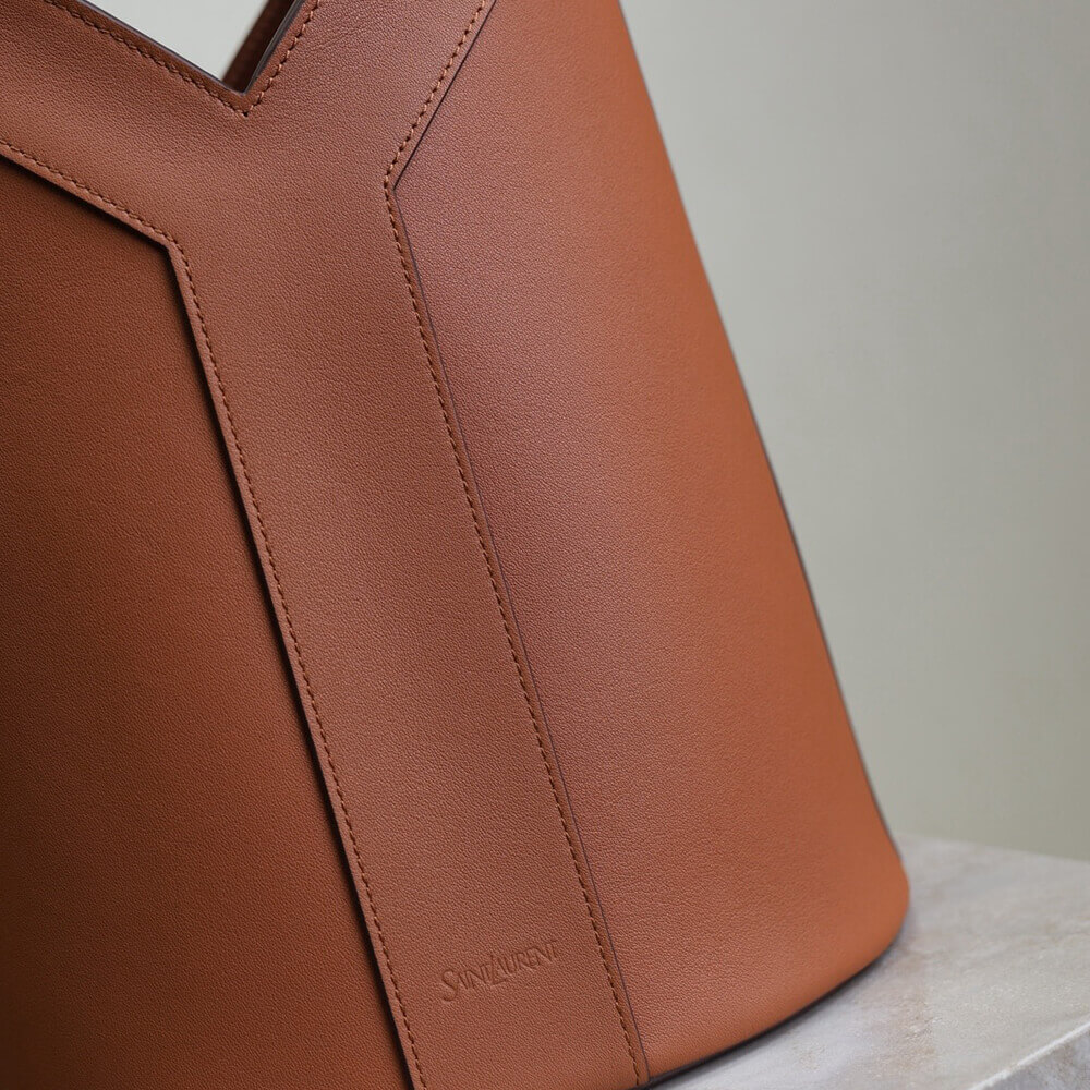 Y51 Y top-handle bucket in leather(HIGH-END GRADE)
