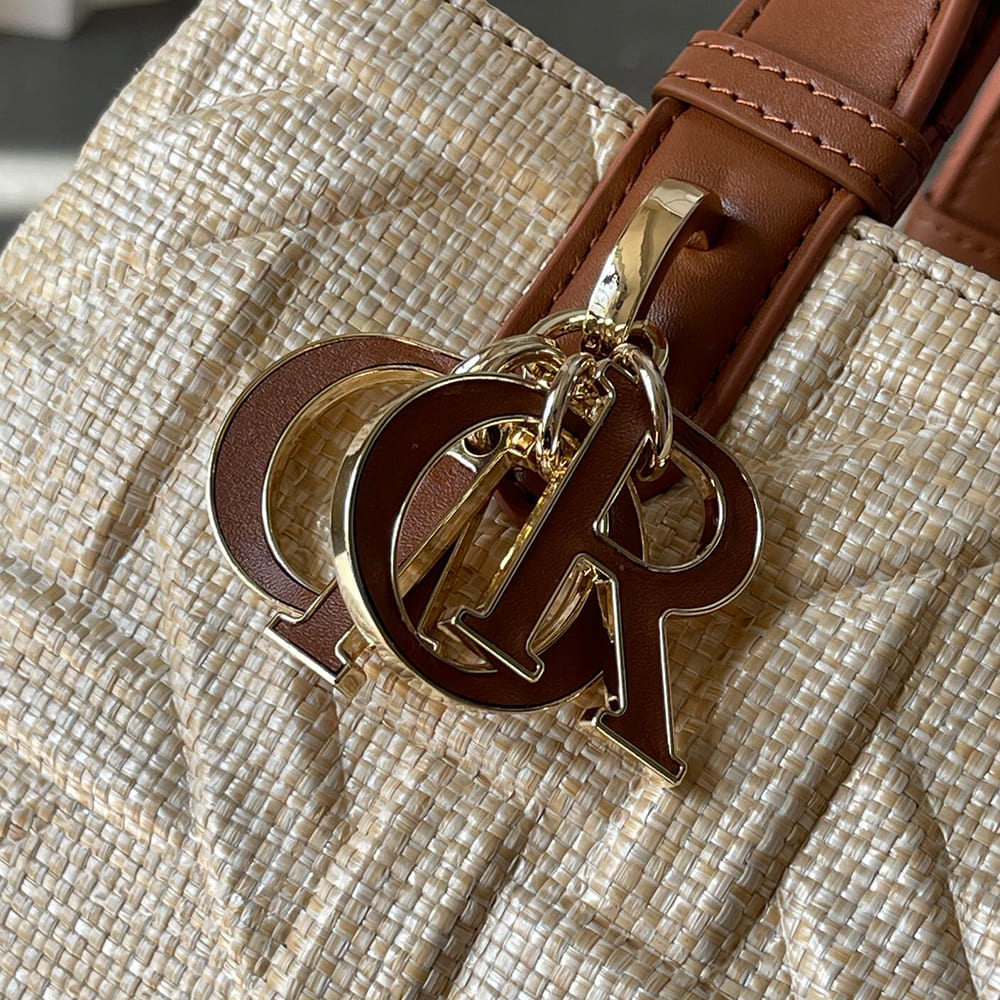 Medium D10r Toujours Bag