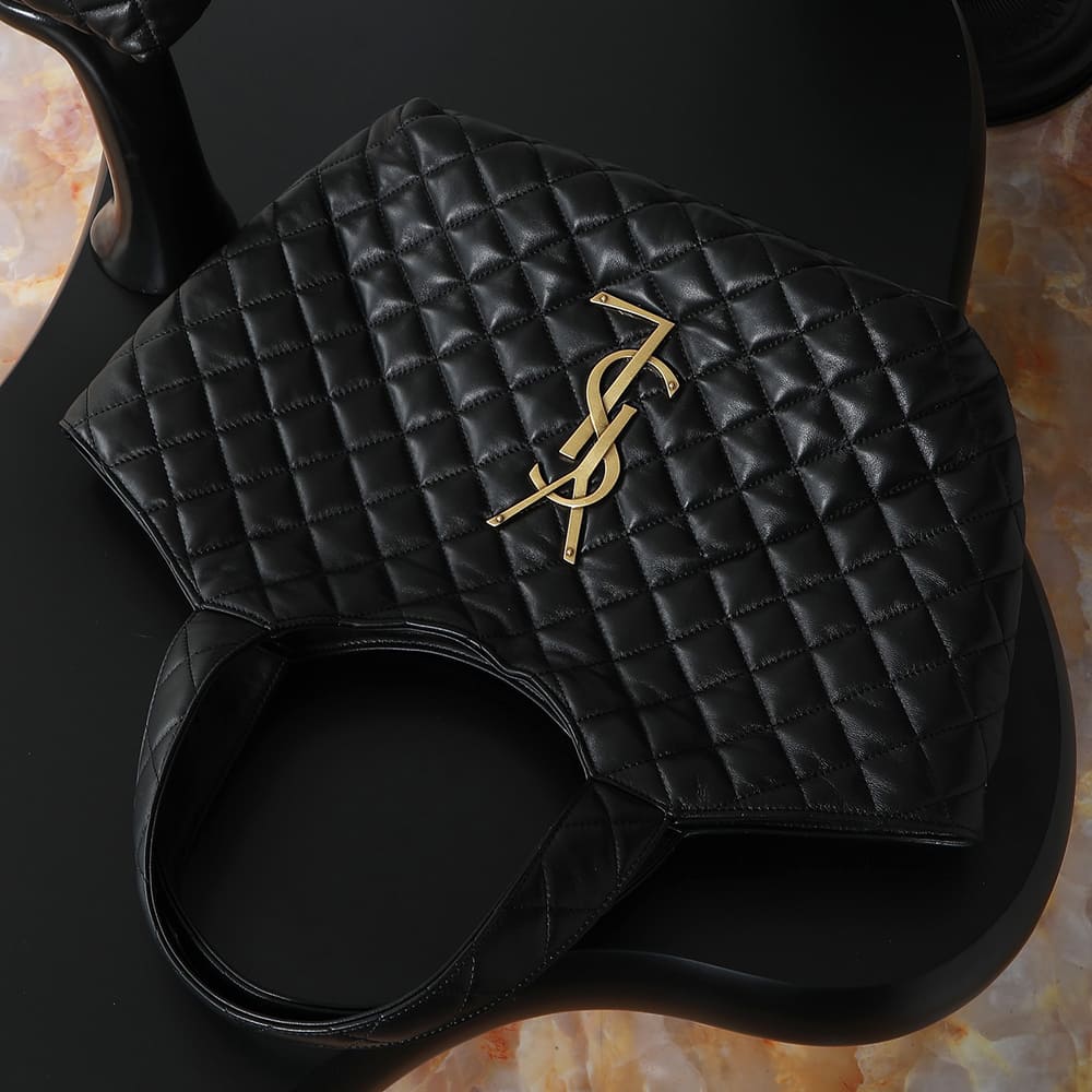 Y51 ICARE Medium in quilted nappa