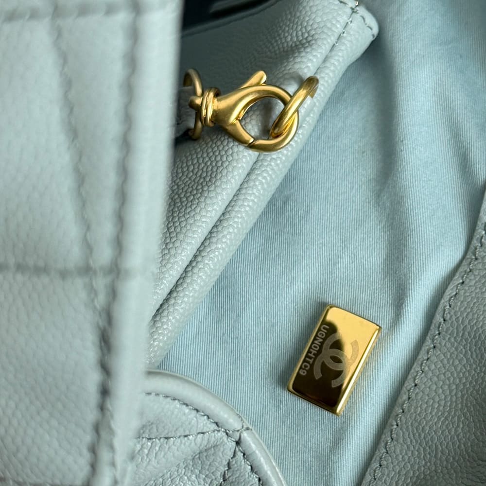 Ch**el 25 Medium Handbag(high-end grade)