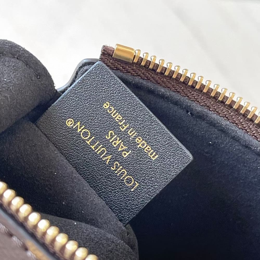 LV Slim Trunk