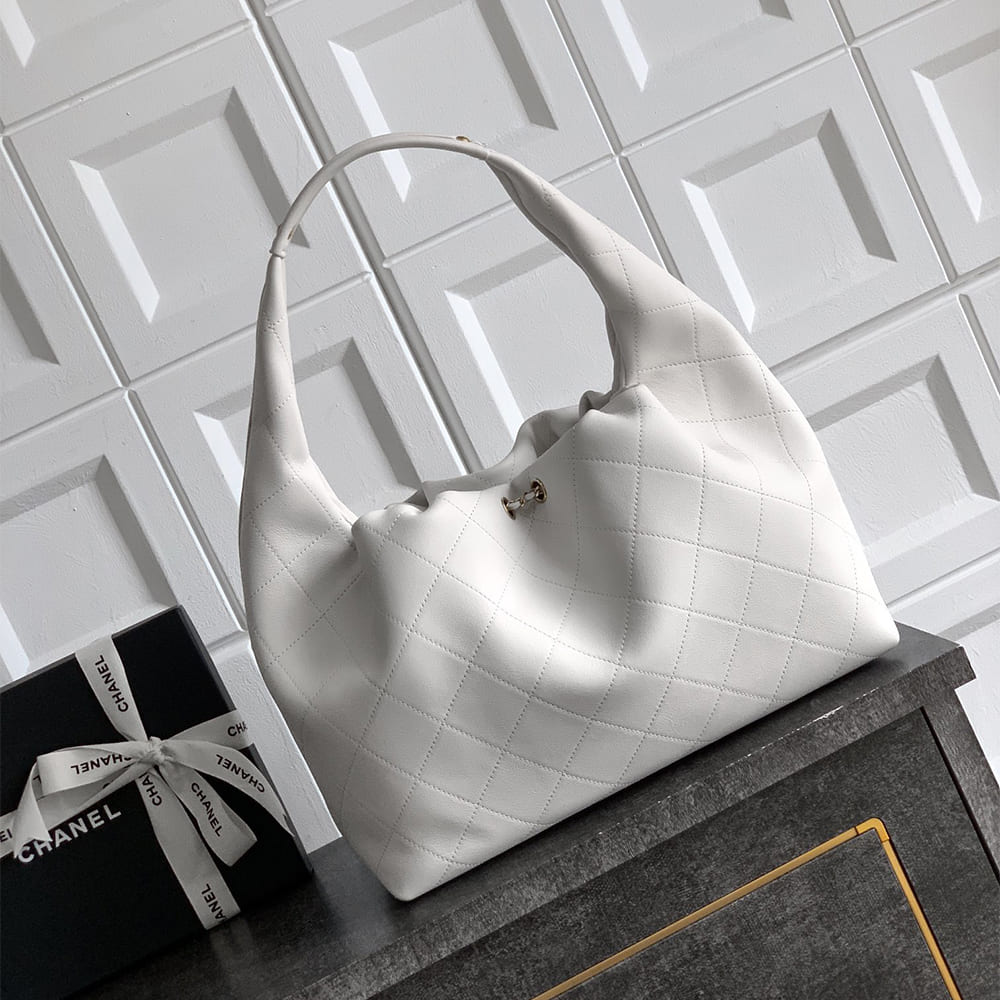 Ch**el LARGE HOBO BAG(HIGH-END GRADE)