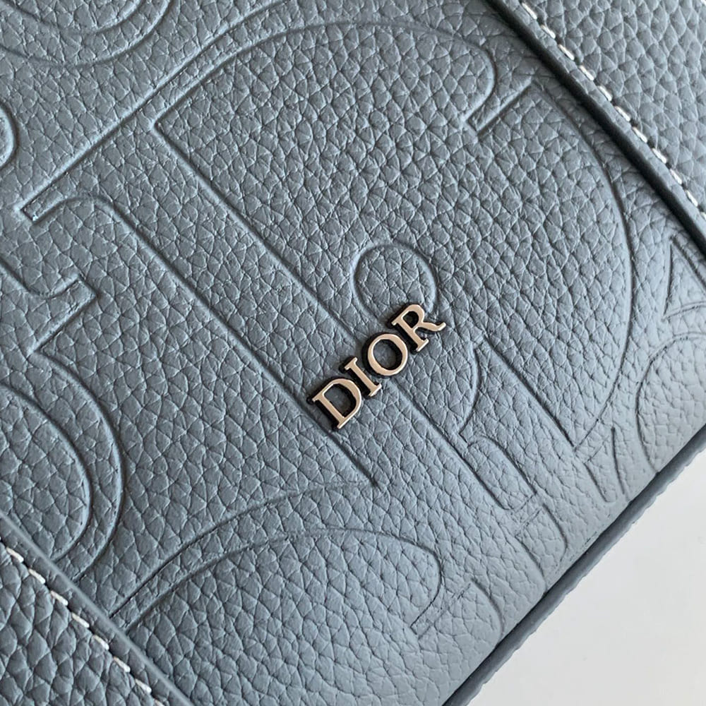 D10r Medium East-West Tote Bag