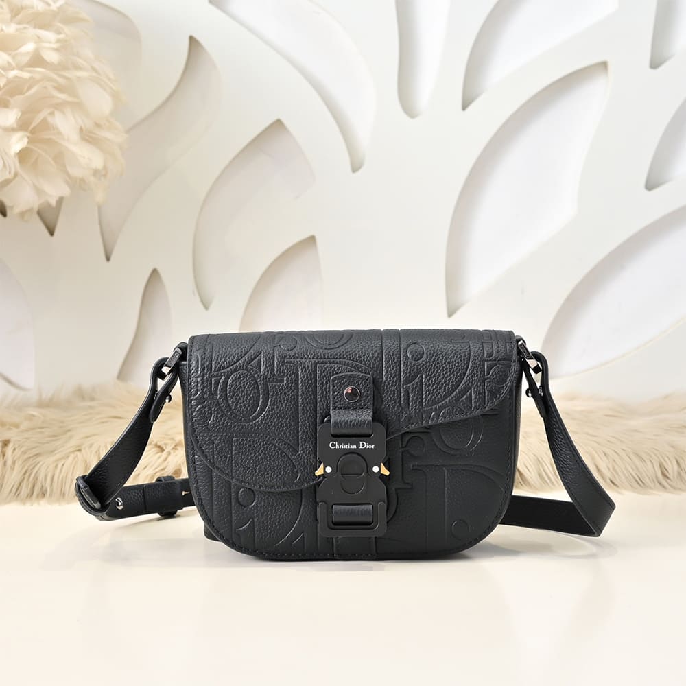 D10r Mini Saddle Messenger Bag with Flap