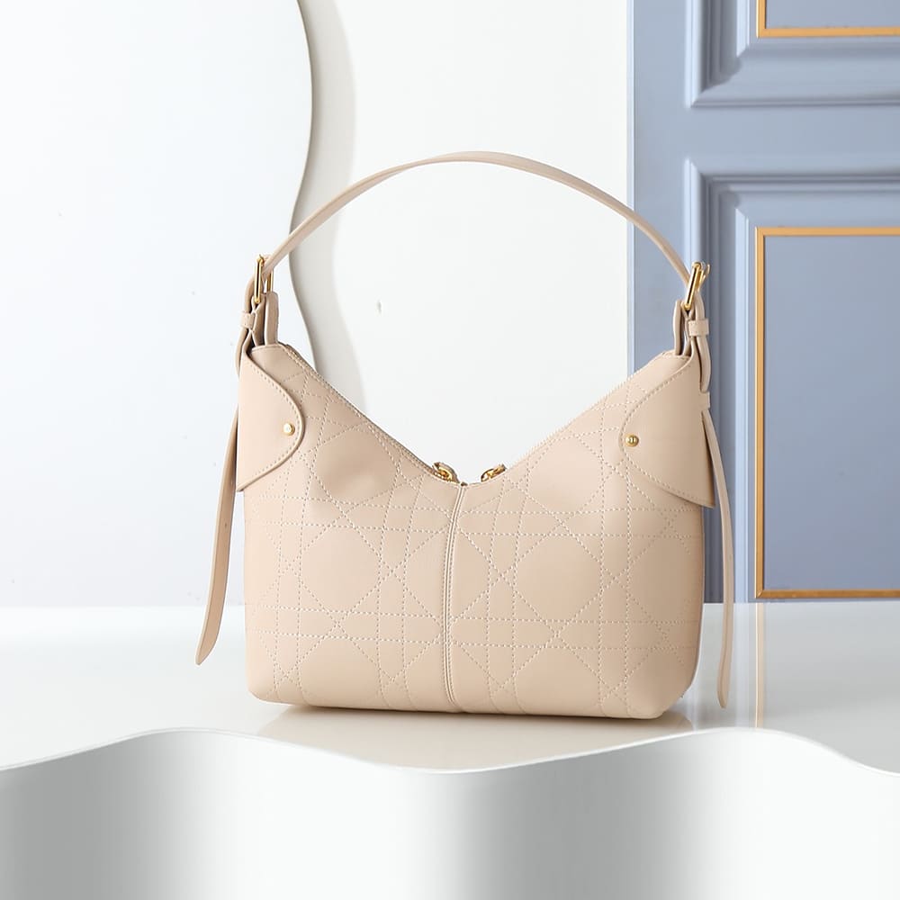 D10r Medium D10r Voyage Bag