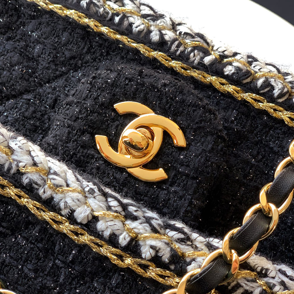 Ch**el SMALL CLASSIC HANDBAG(HIGH-END GRADE)