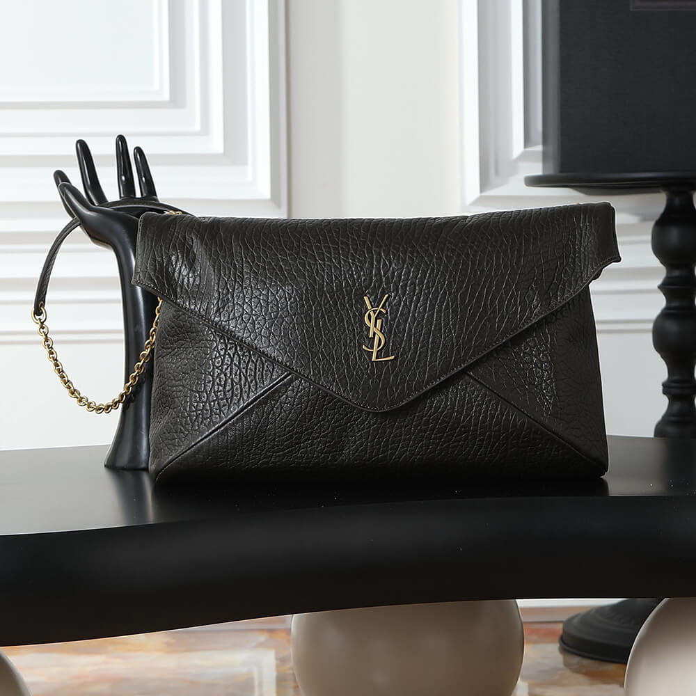 Y51 CASSANDRE XXL envelope pouch on chain in lambskin