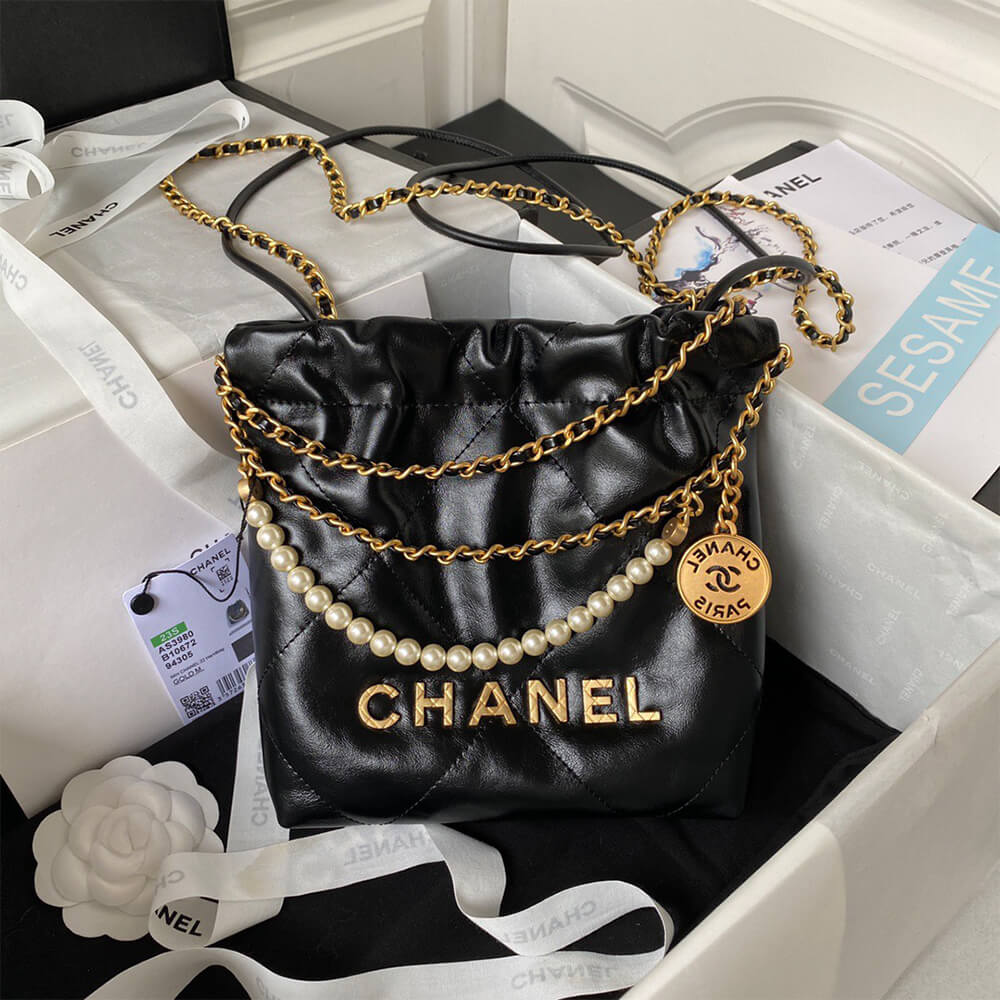 Ch**el 22 Mini hand bag Pearl(HIGH-END GRADE)