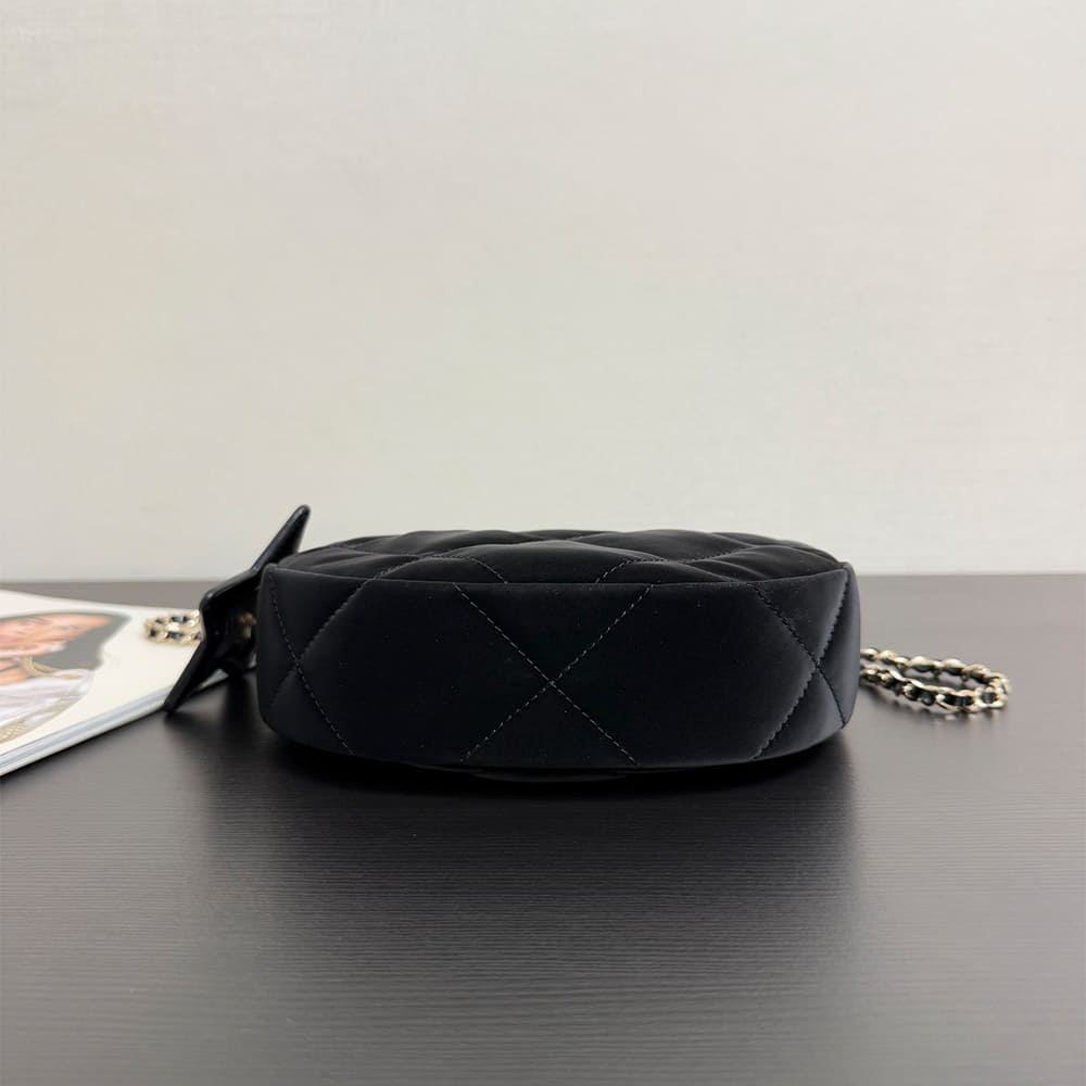 Ch**el CLUTCH WITH CHAIN(HIGH-END GRADE)