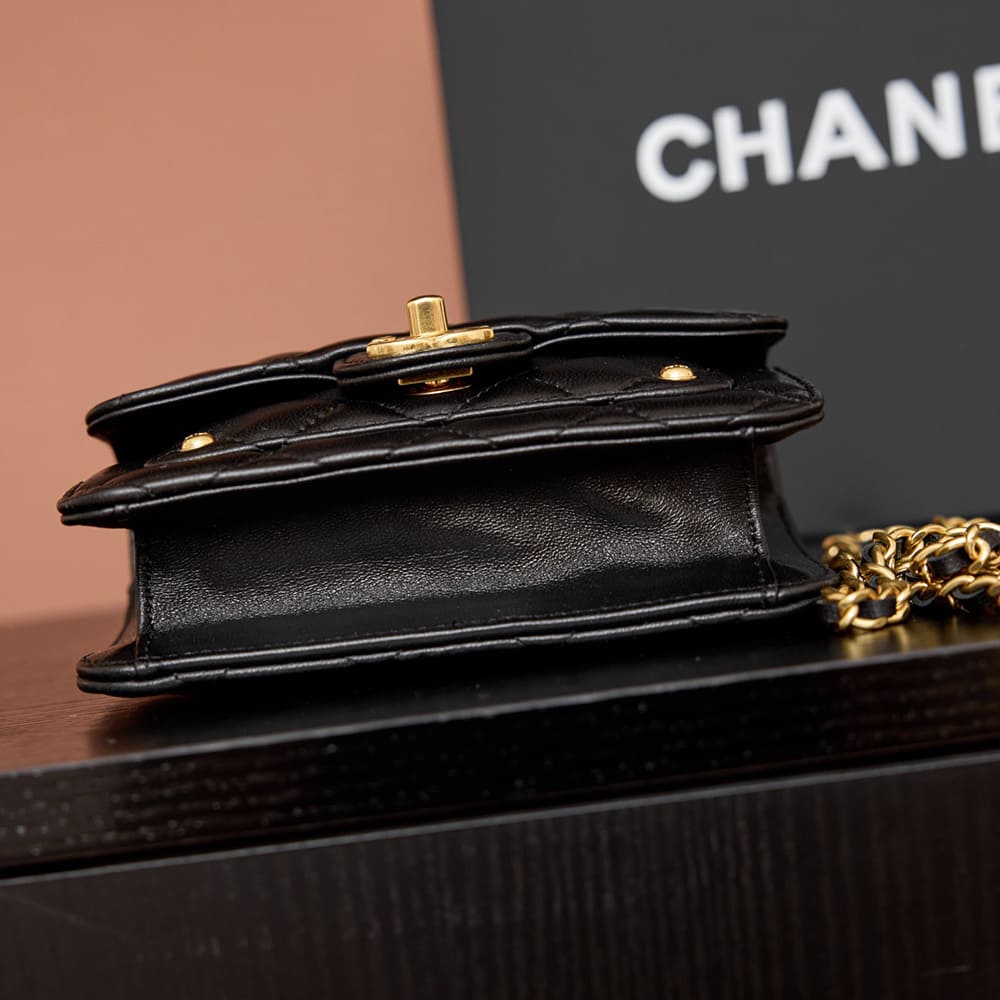 Ch**el CLUTCH WITH CHAIN(HIGH-END GRADE)