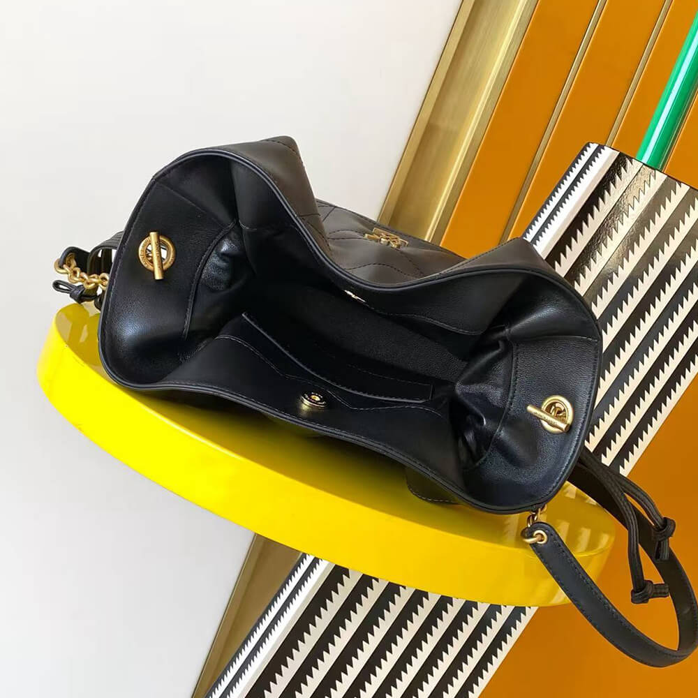 Y51 JAMIE shoulder pouch in lambskin