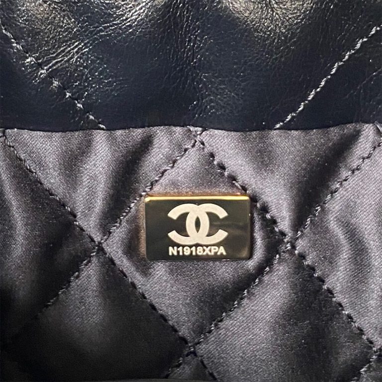Ch**el 22 Mini hand bag Pearl(HIGH-END GRADE)