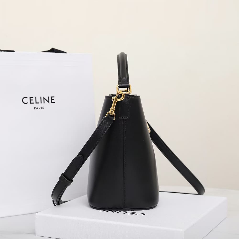 Ce1i*e SMALL BUCKET L0visE IN SMOOTH CALFSKIN(HIGH-END GRADE)