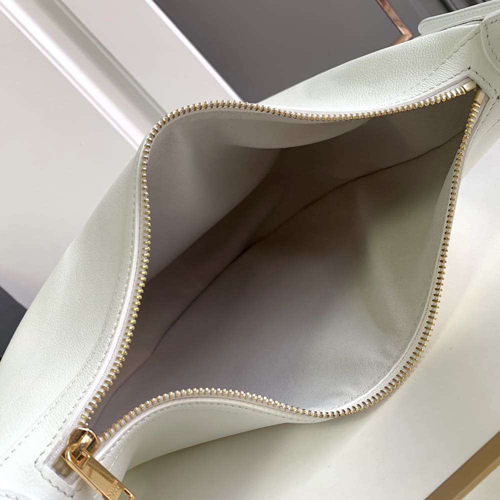 Ce1i*e MEDIUM HELOISE BAG(HIGH-END GRADE)