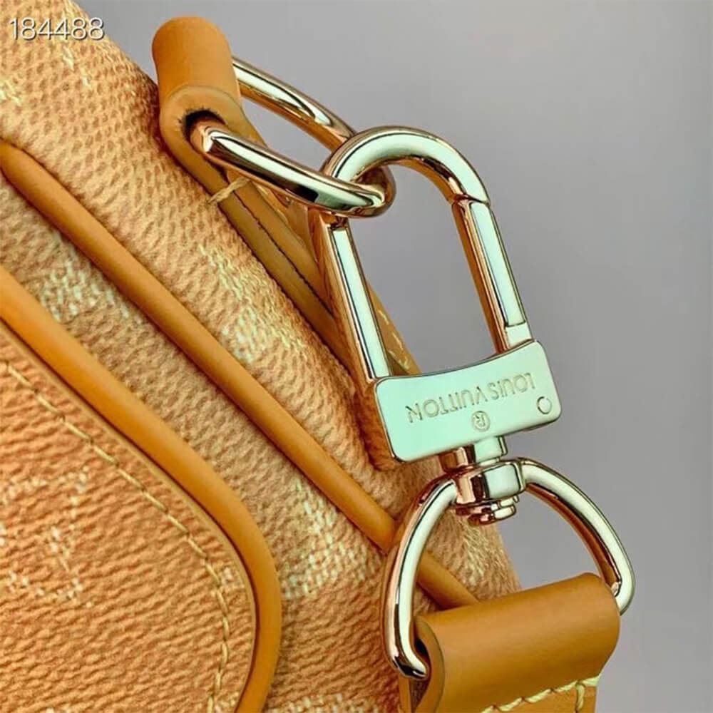 LV Montsouris Messenger PM