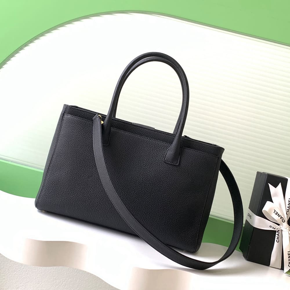 Ch**el Executive Cerf Tote(HIGH-END GRADE)