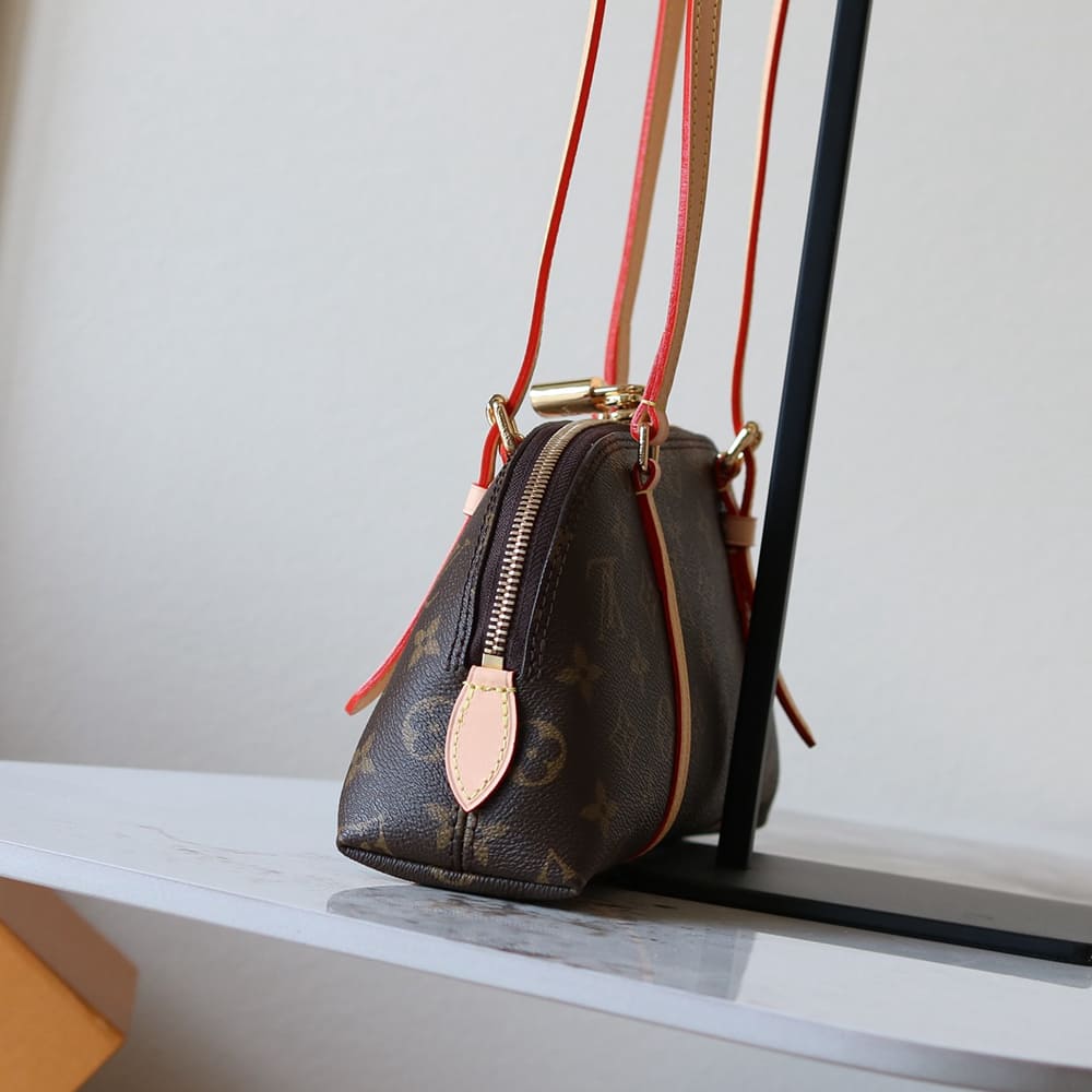 LV Squire East West(HIGH-END GRADE)