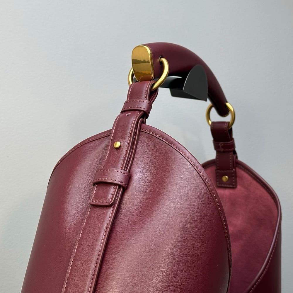 Y51 MOMBASA large in leather(HIGH-END GRADE)