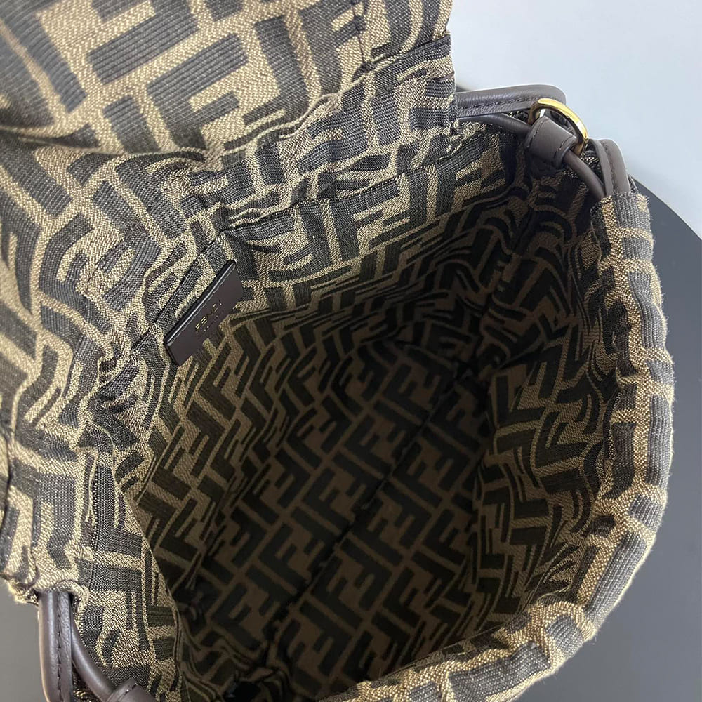 F**di Backpack(HIGH-END GRADE)