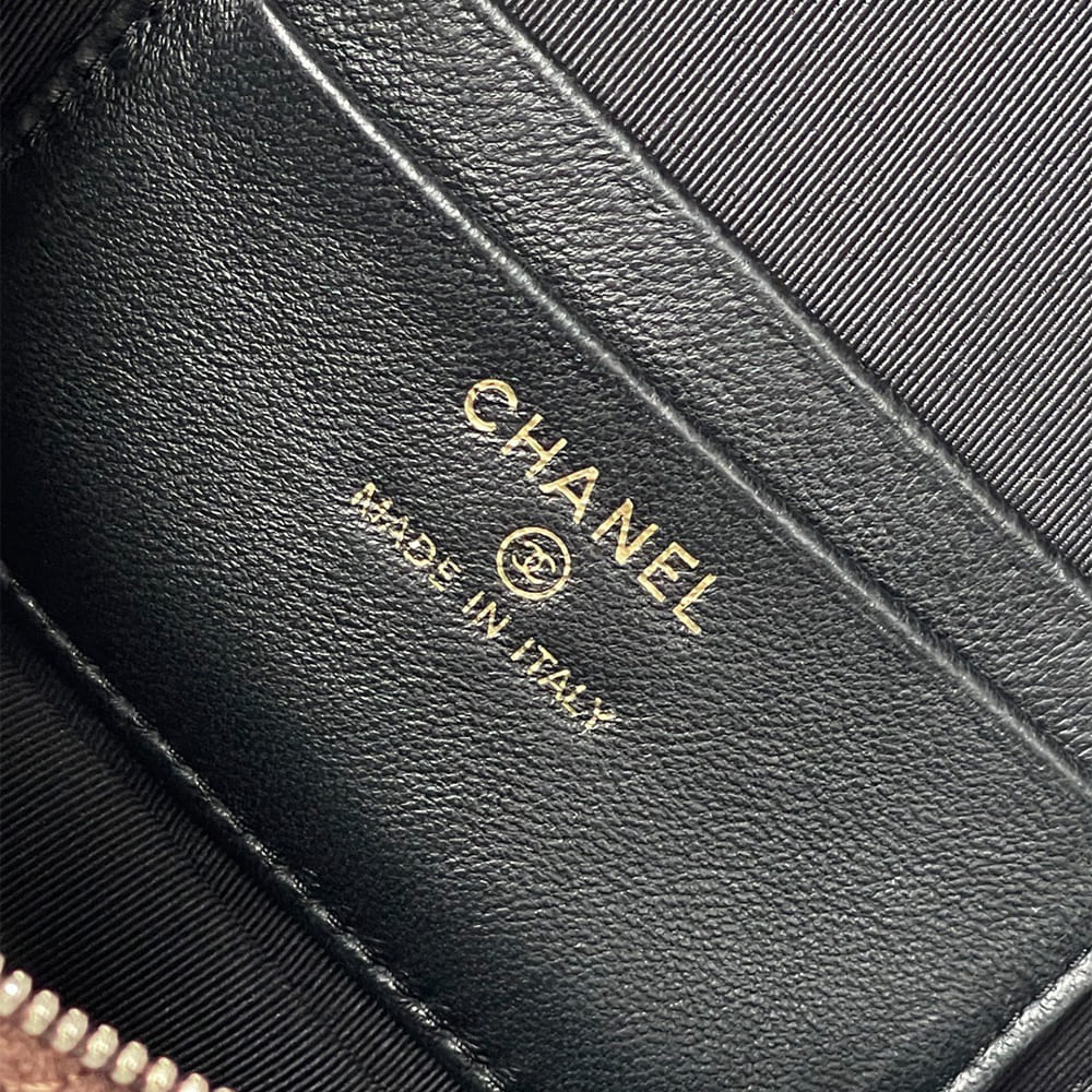 Ch**el Vanity with Chain(HIGH-END GRADE)
